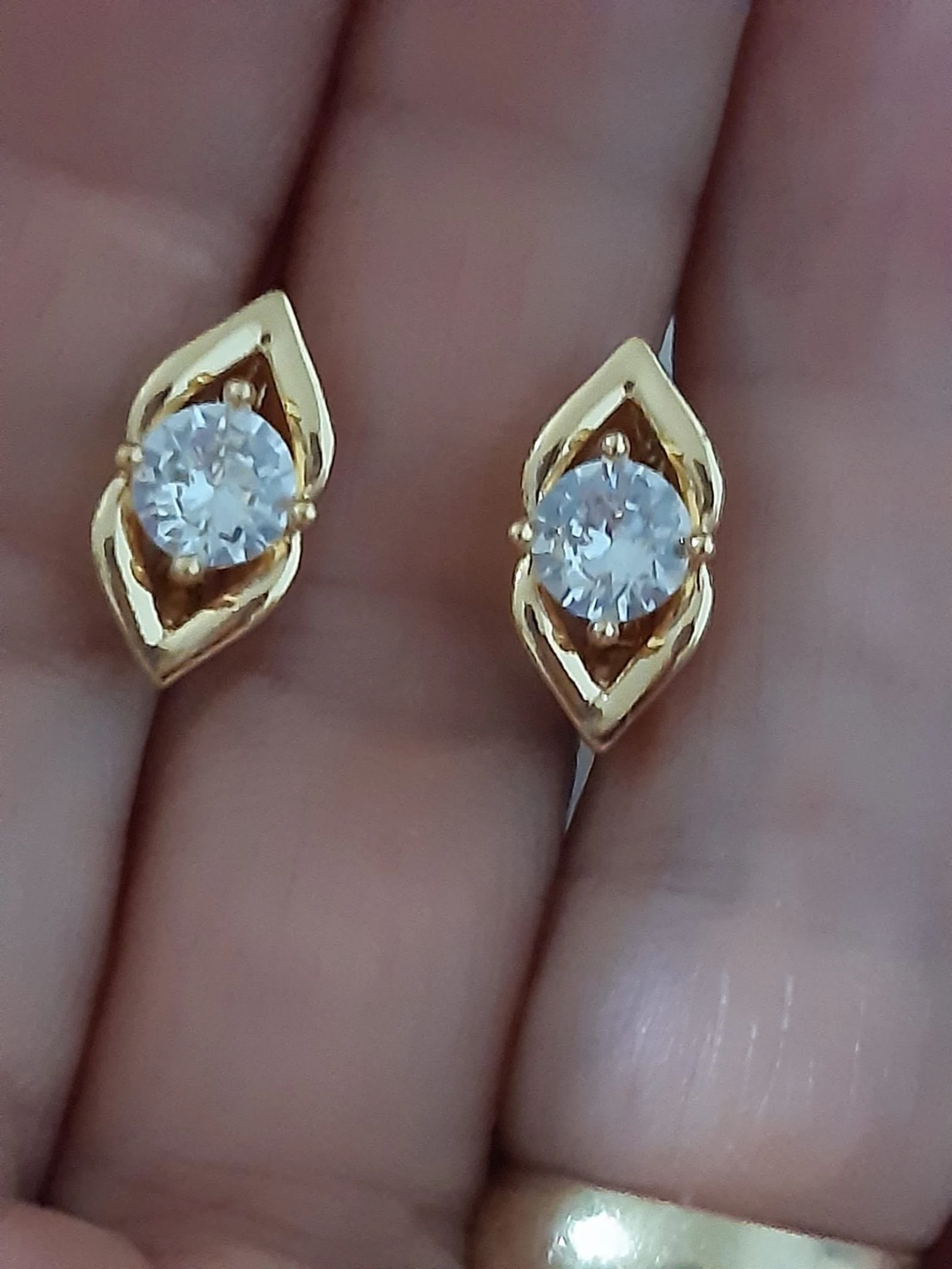 Pendientes circonita, baño oro